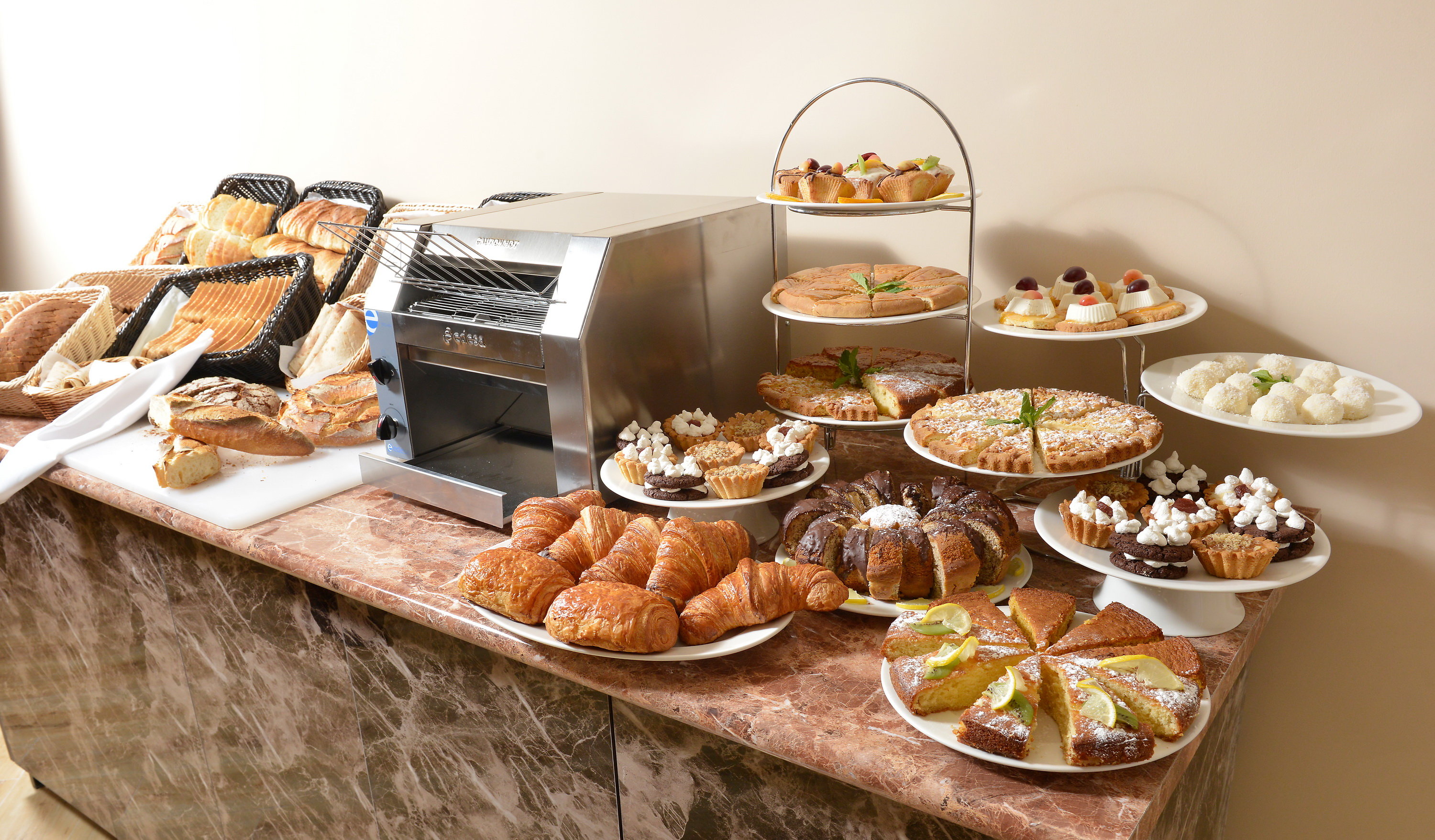Ani Grand Hotel Yerevan photo2