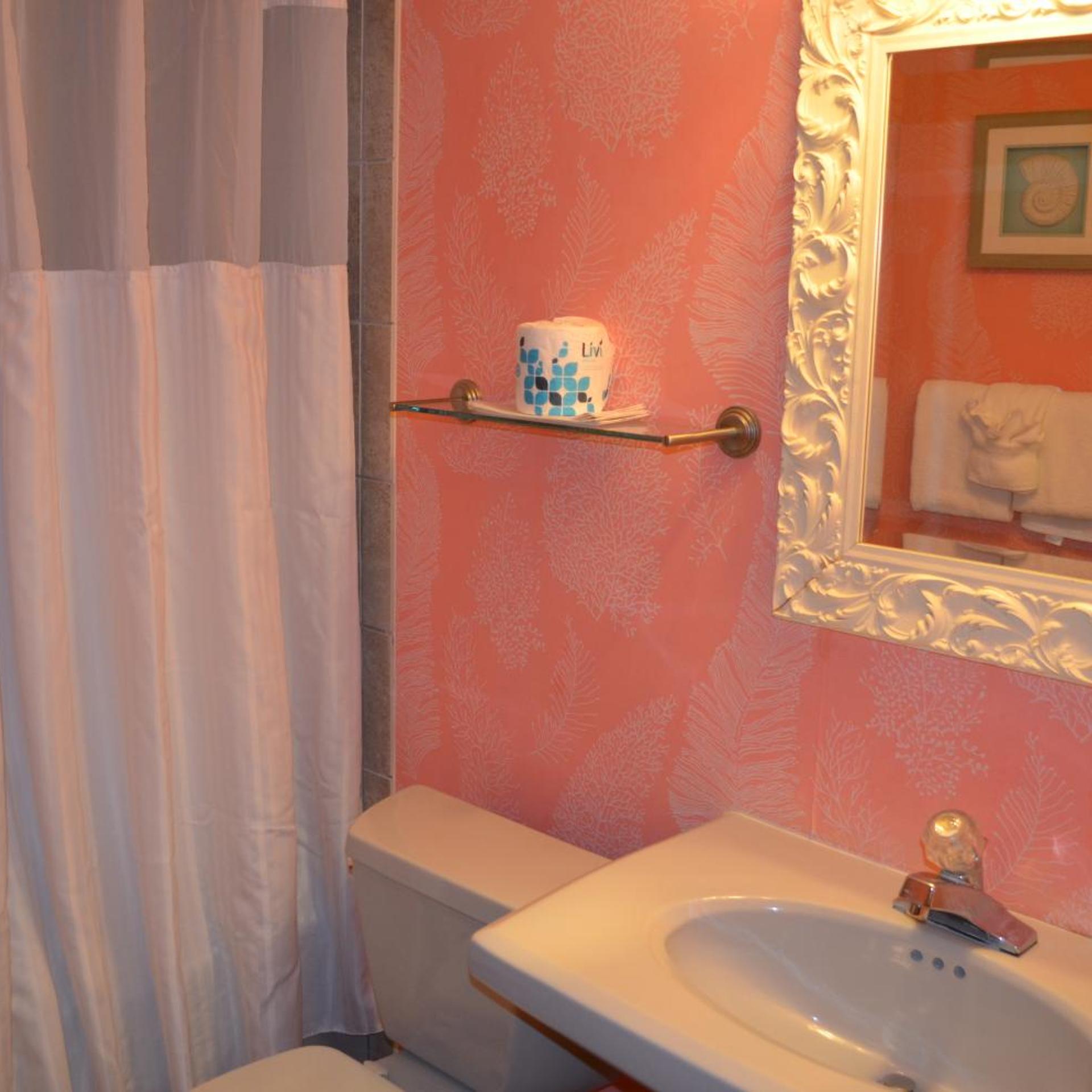 غرفة تنفيذية بسرير كينج بإطلالة على المسبح، Sun Viking Lodge 6/6