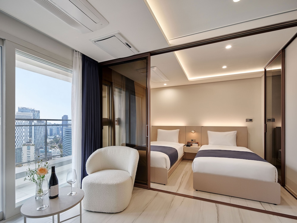 Hotel The Botanik Sewoon Myeongdong 27/65