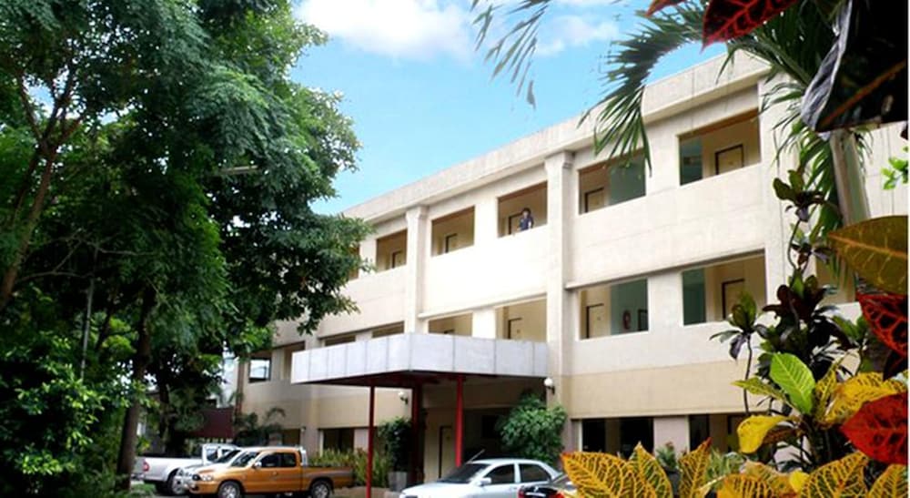 Srisomthai Hotel photo3