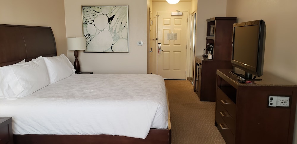 Hilton Garden Inn San Bernardino 7/57