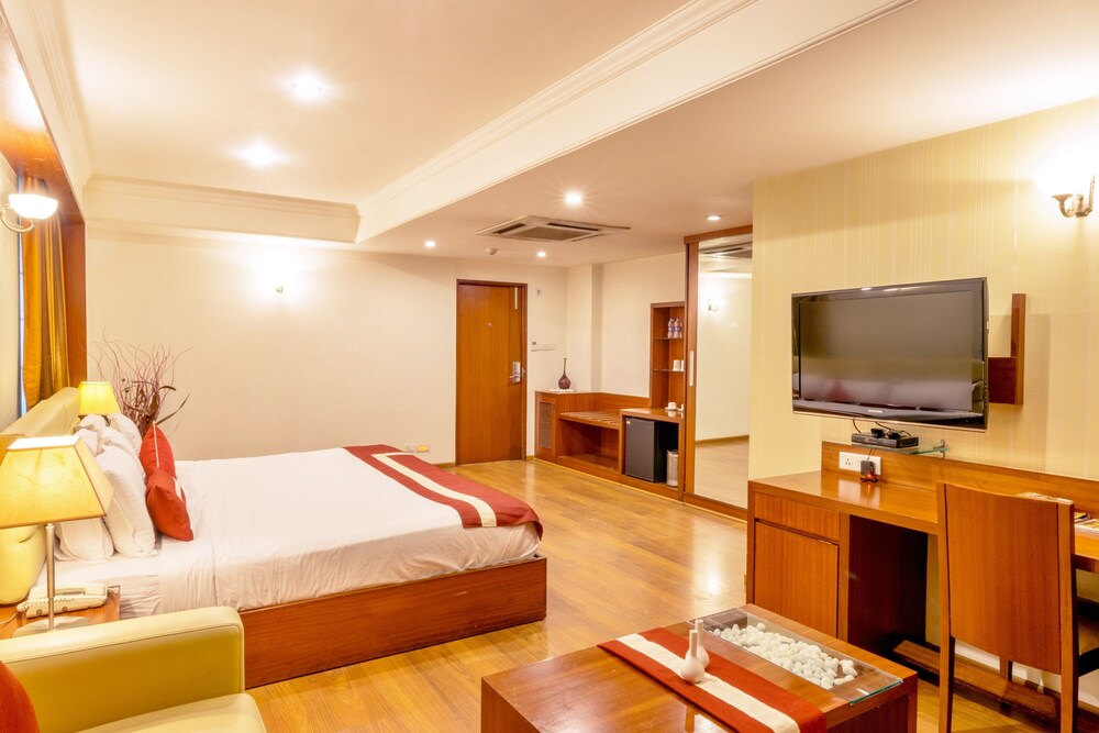 Octave Suites - Residency Road 17/33