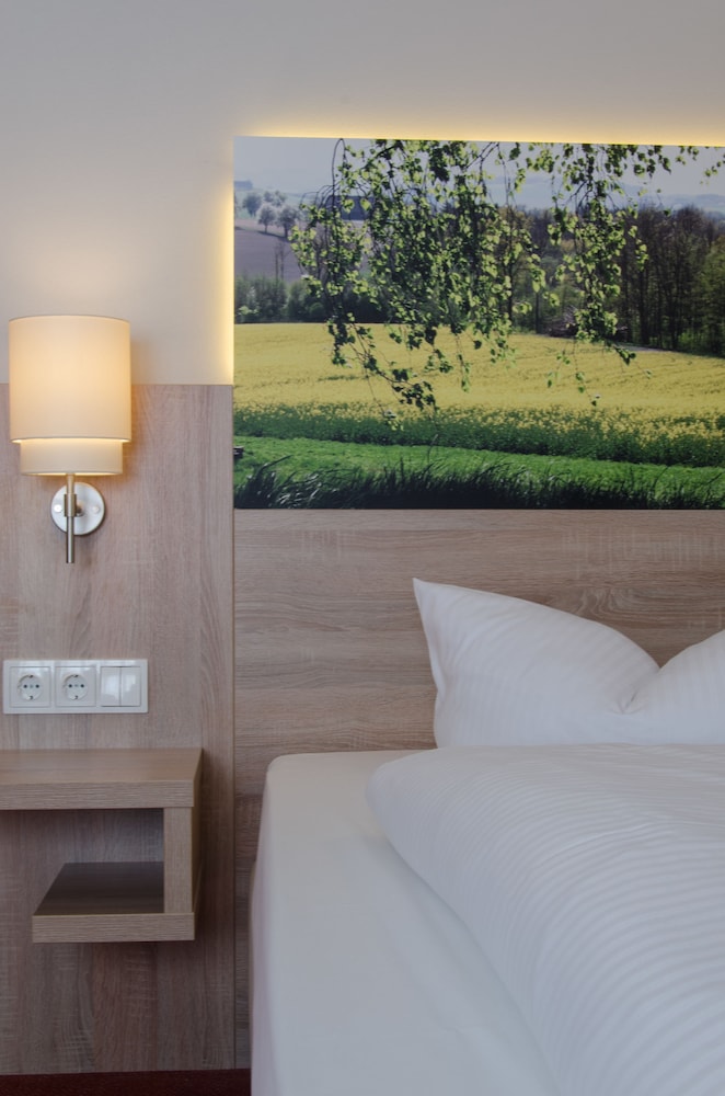 Garden Hotel 23/40