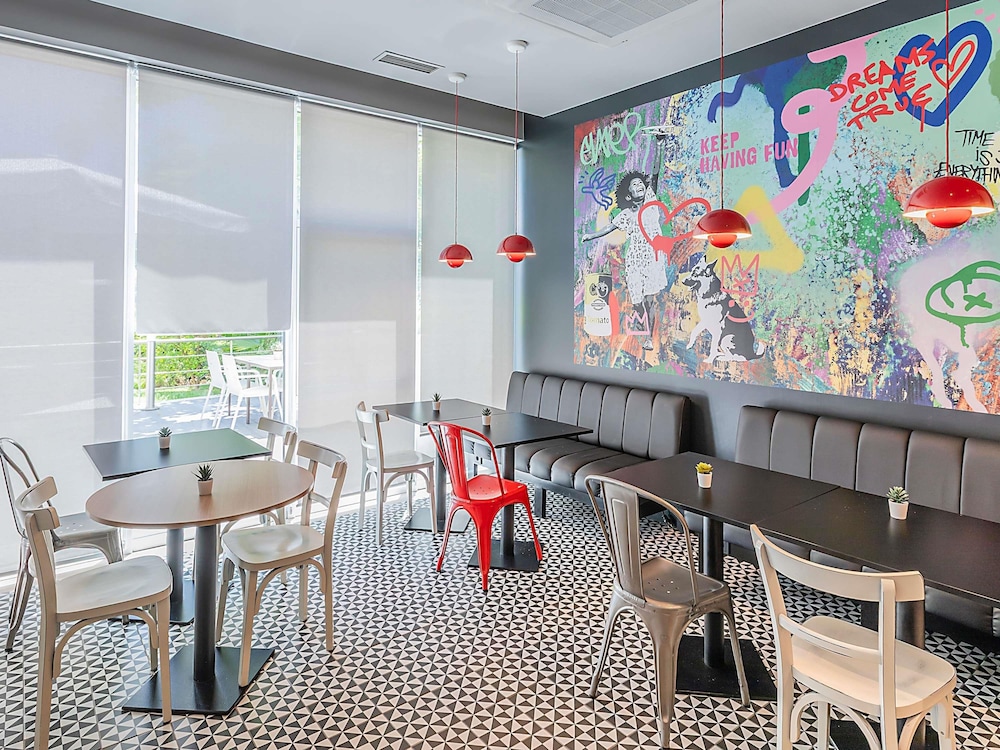 ibis Lisboa Alfragide 47/71