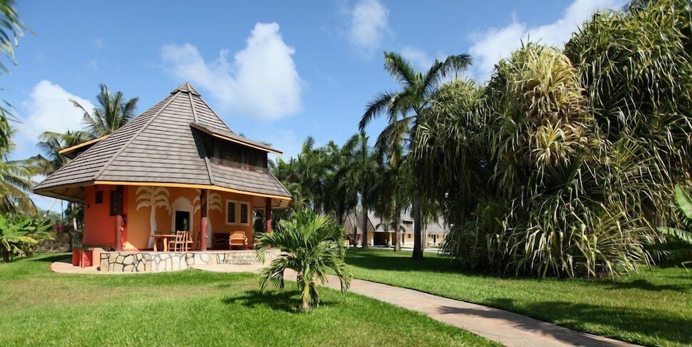 Sunset Villa Diani 35/50