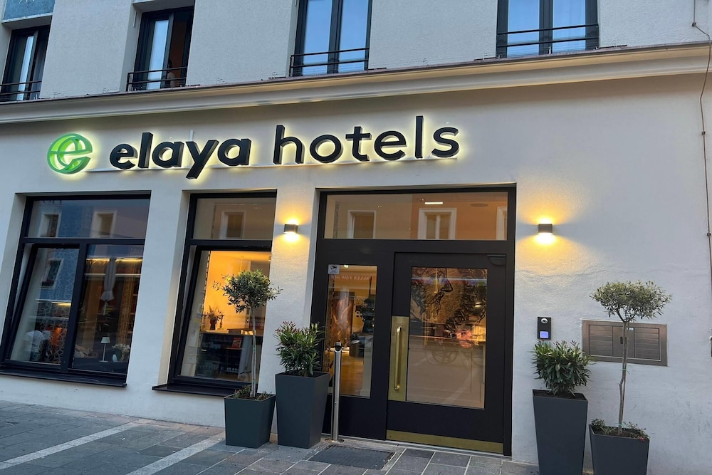 elaya hotel regensburg city center, Trademark by Wyndham 1/36