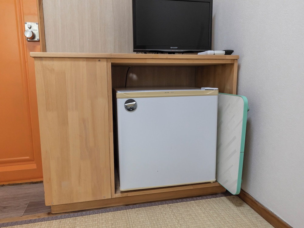 Business Hotel Kaga 45/50