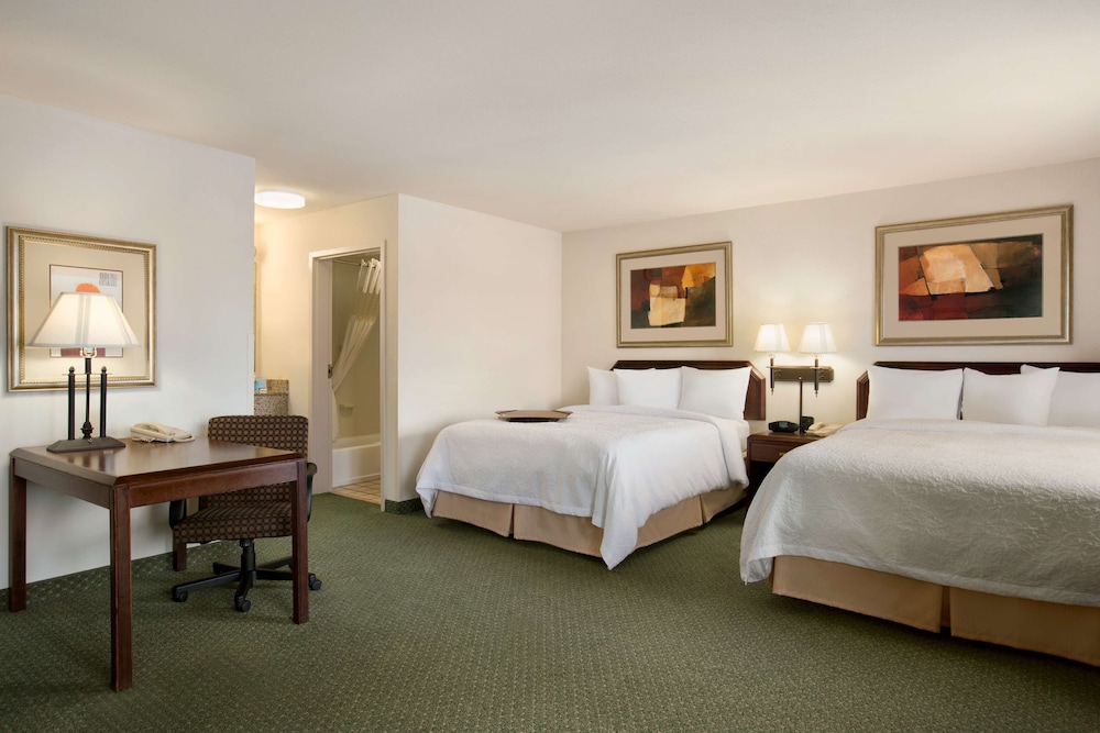 Hampton Inn Suites San Marcos 10/44