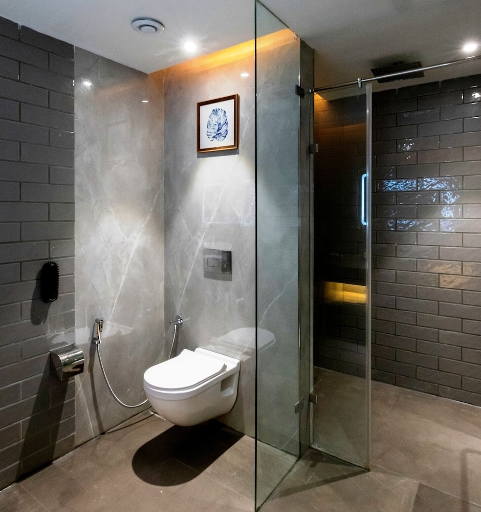 Sarovar Portico Morbi 46/50