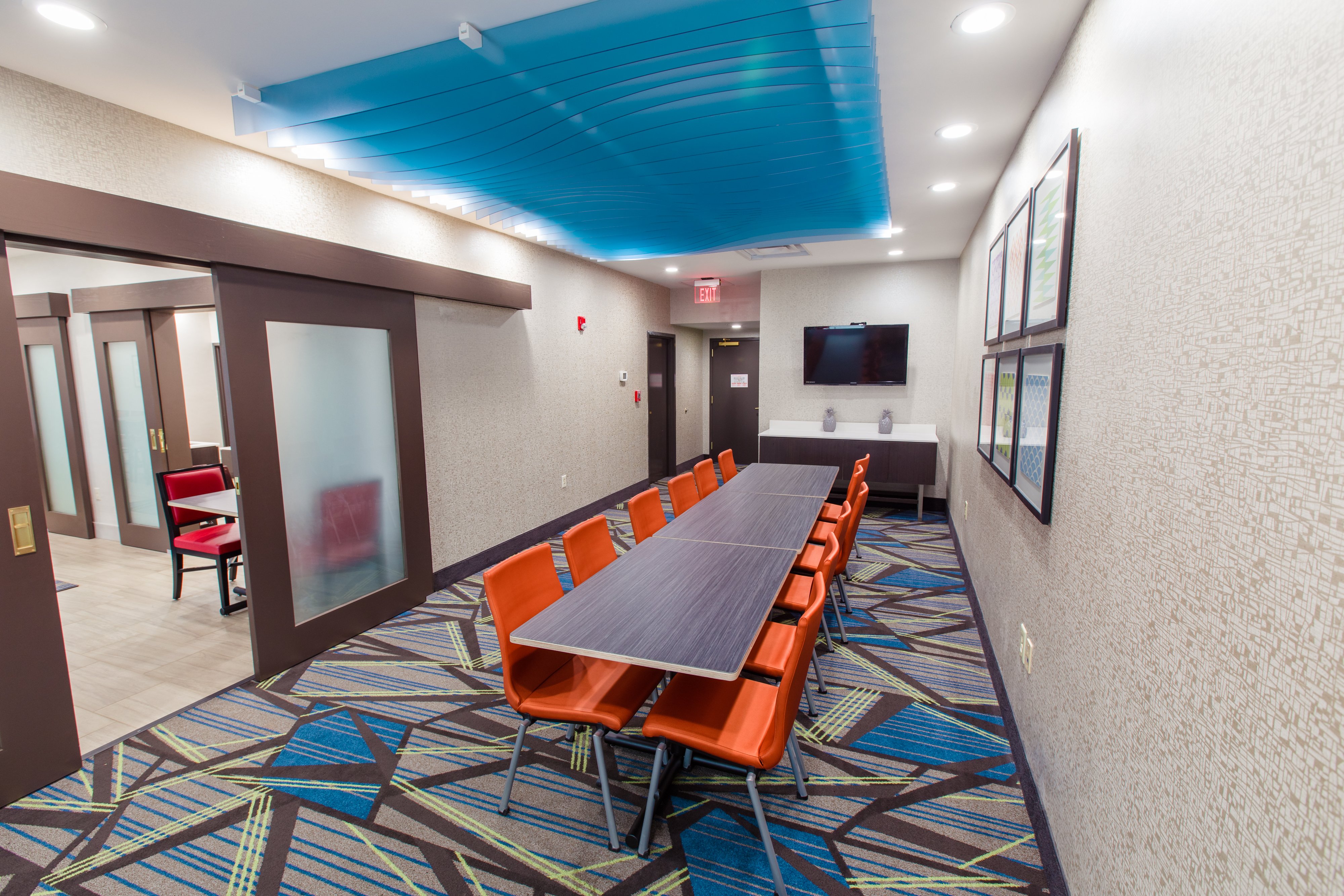 Holiday Inn Express Hotel Suites Harriman 50/53