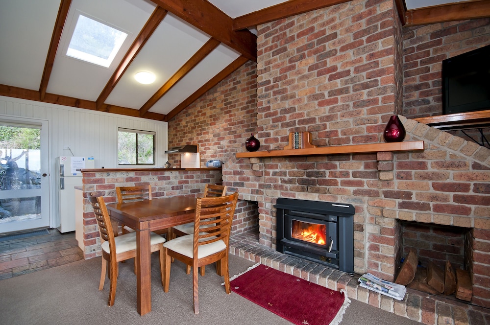 BEACON POINT OCEAN VIEW VILLAS 47/70