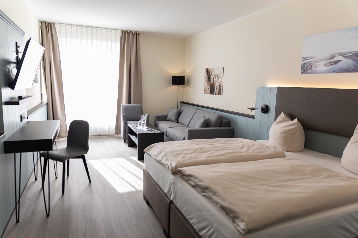 TIDE Hotel 6/50