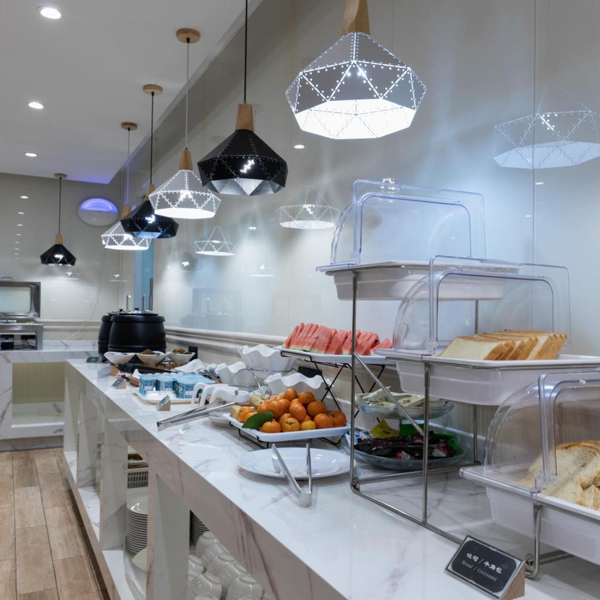 Yimi Mix International Apartment Beijing Road Branch 48/54