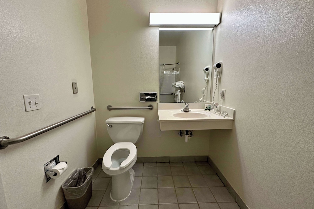 Wingate by Wyndham New Castle - Glenwood Springs 50/50