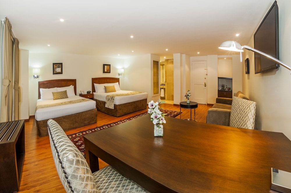 Hotel Porton Bogota 51/81