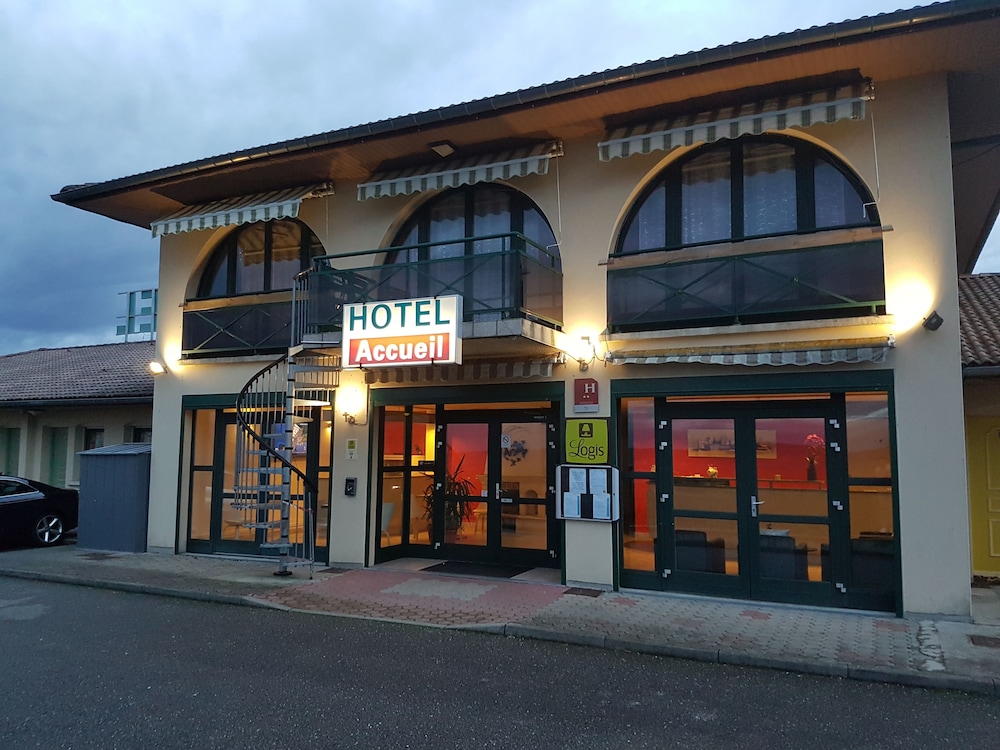 HOTEL LA HAIE DES VIGNES 2/68