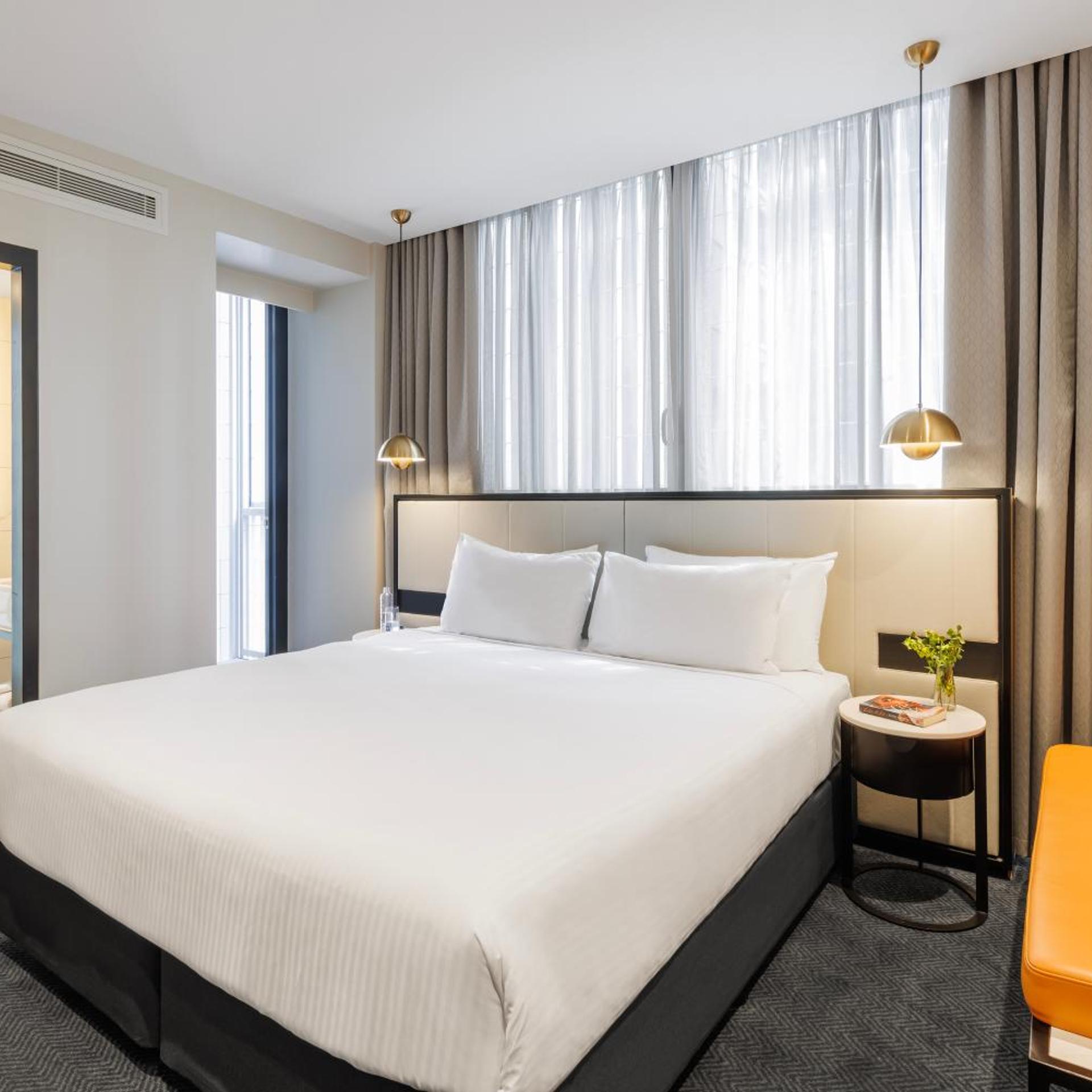 Room, King Bed, French Balcony