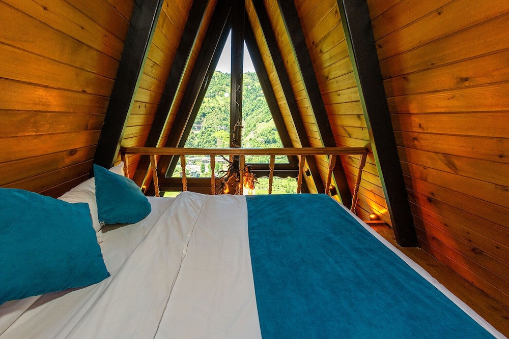 Suite, King Bed, Queen Bed