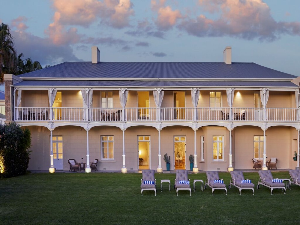Dock House Boutique Hotel 1/49