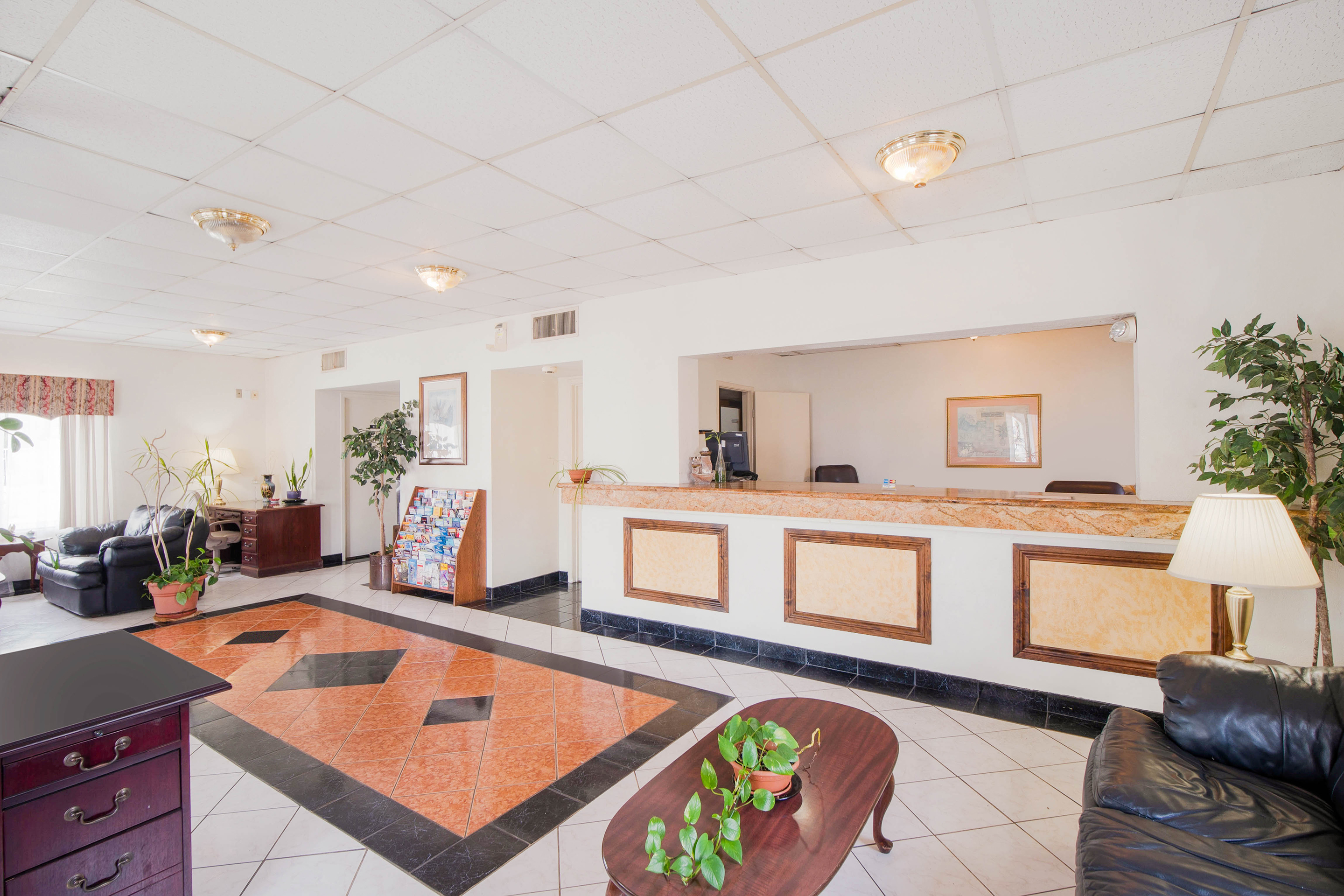 The Grand Inn 3/48