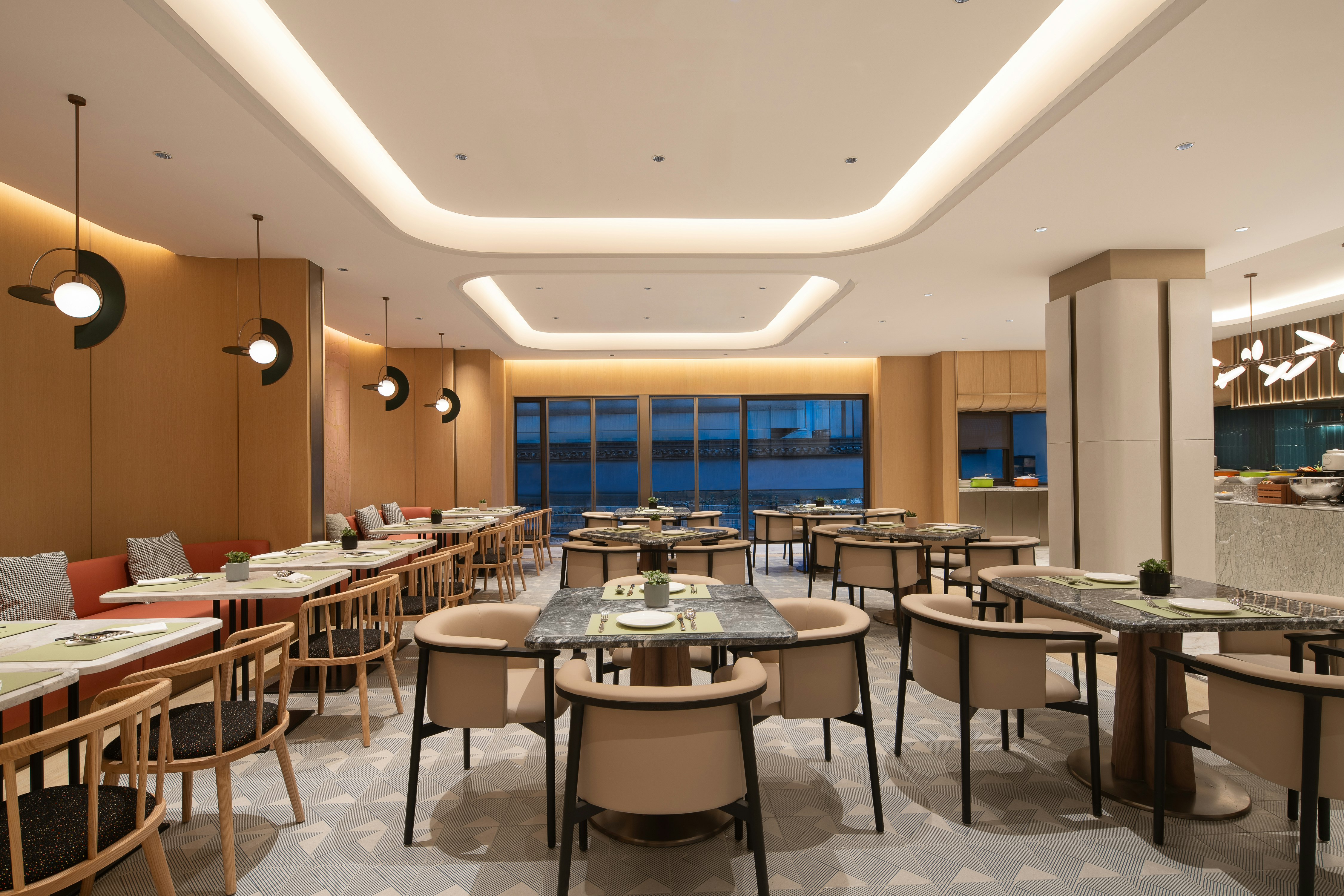 Hilton Garden Inn Shaoxing Lu Xun Native Place 16/18