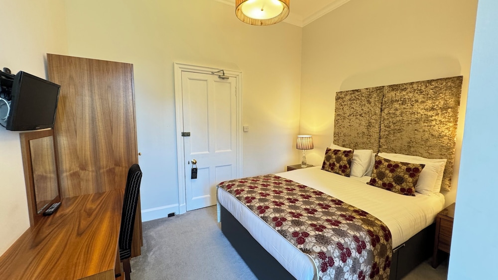 Invernairne guest house 20/78