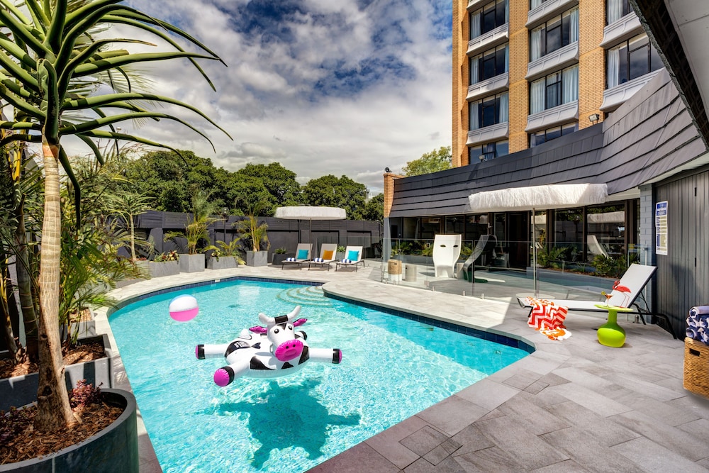Atura Albury 47/50