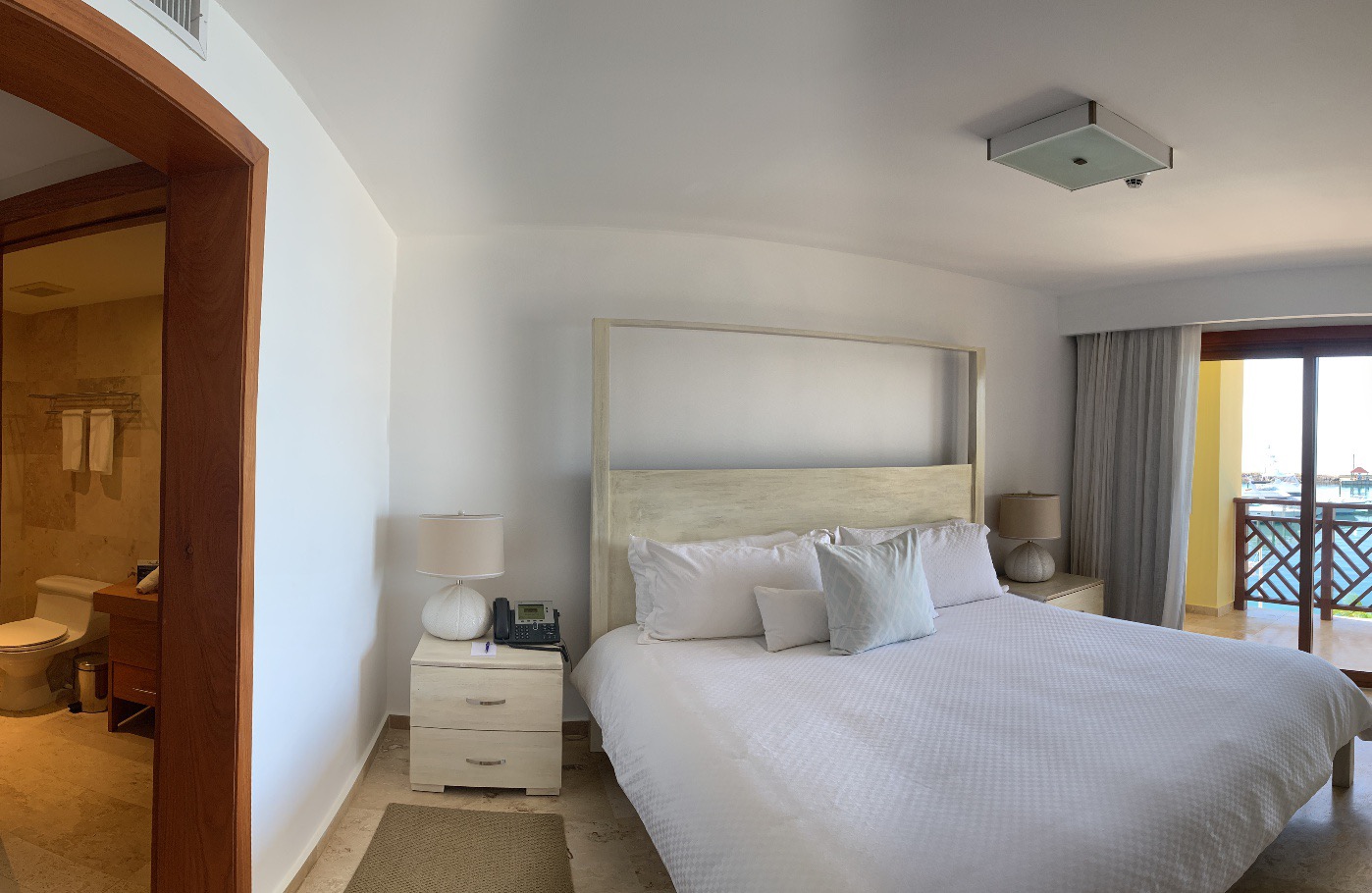 جناح بإطلالة على البحر بغرفتي نوم، The Bannister Hotel and Yacht Club 5/7