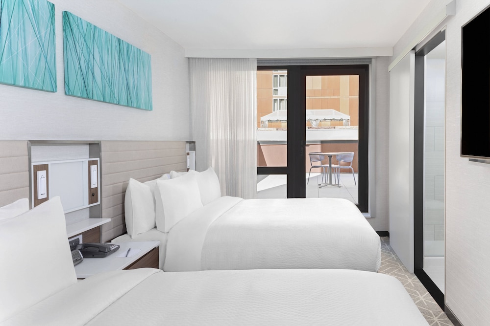 SpringHill Suites New York Manhattan/Times Square South 11/38