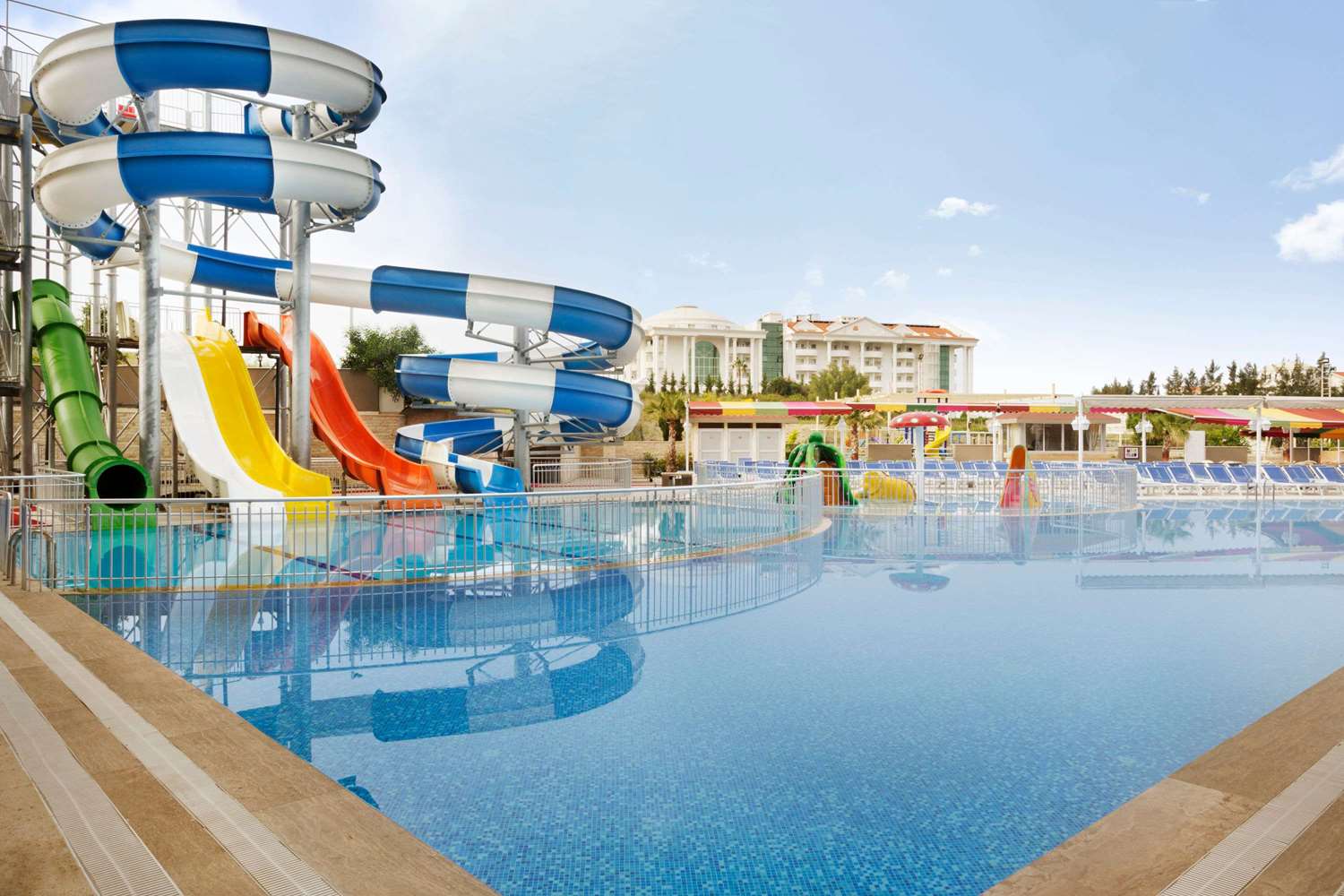 Ramada Resort by Wyndham Side 24/26