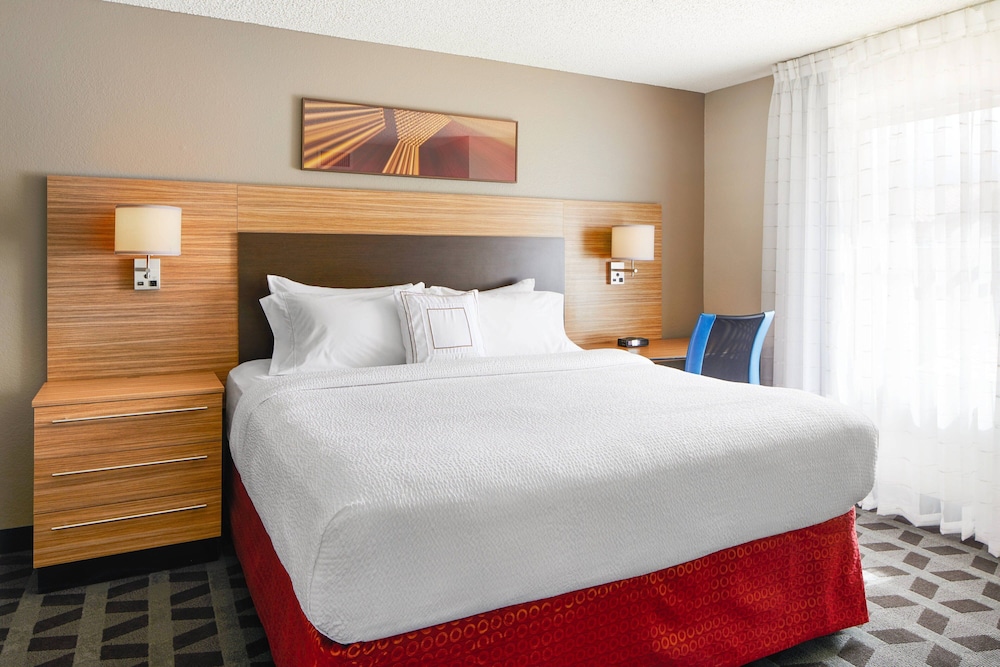 Room at TOWNEPLACE SUITES TEMPE AT ARIZONA MILLS MALL, TEMPE - AZ