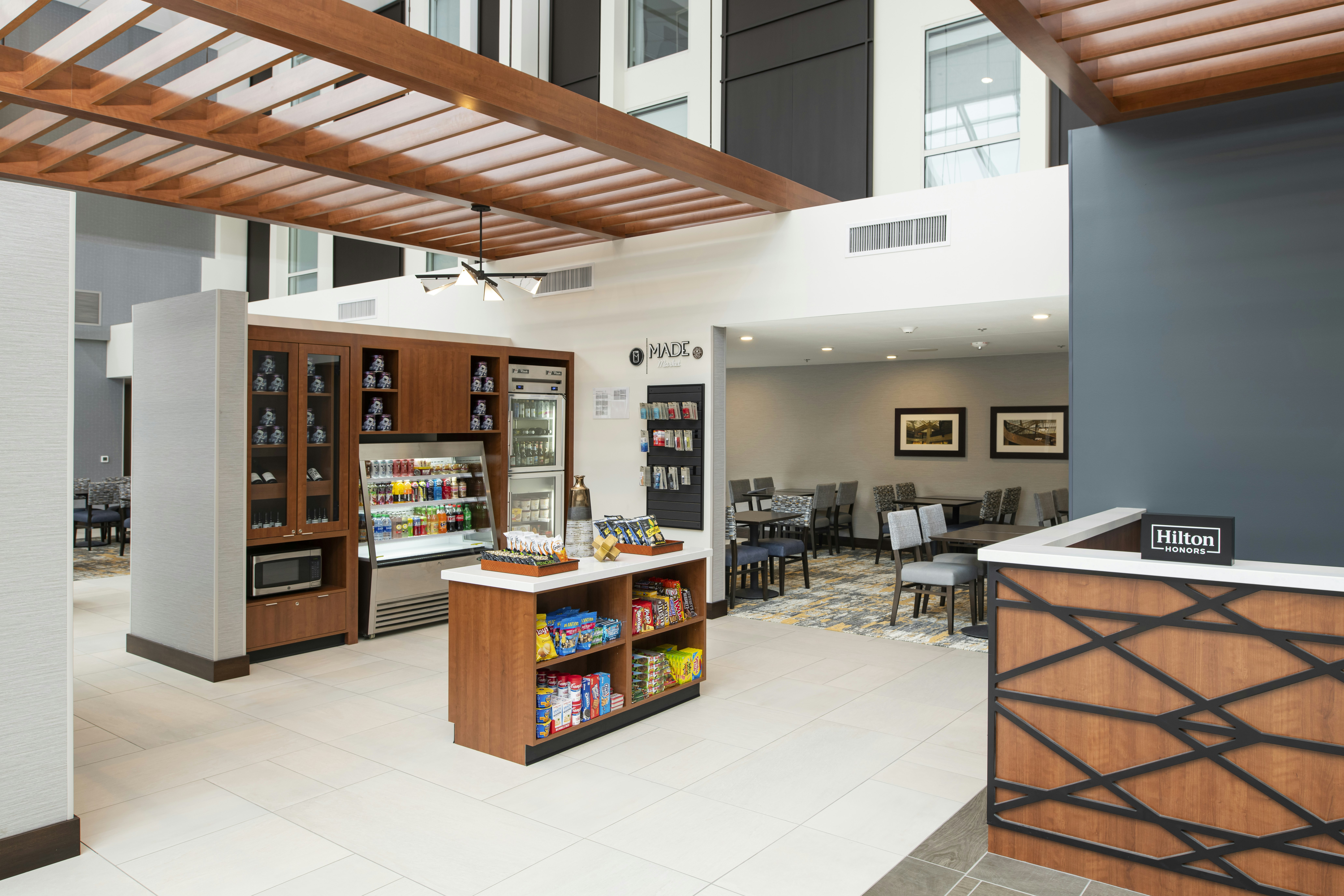 Doubletree By Hilton Madison East 15/36