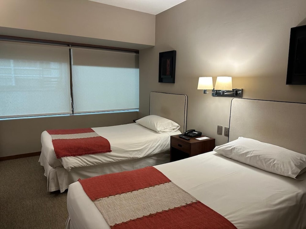 ECONOMY, TWIN BEDS