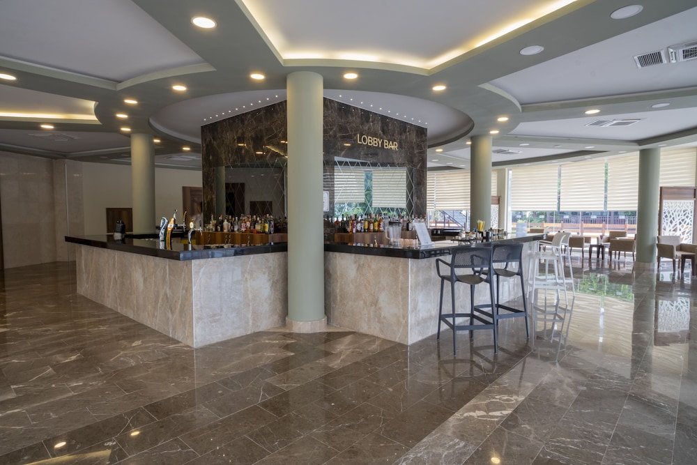 Fore Resort & Spa 10/57