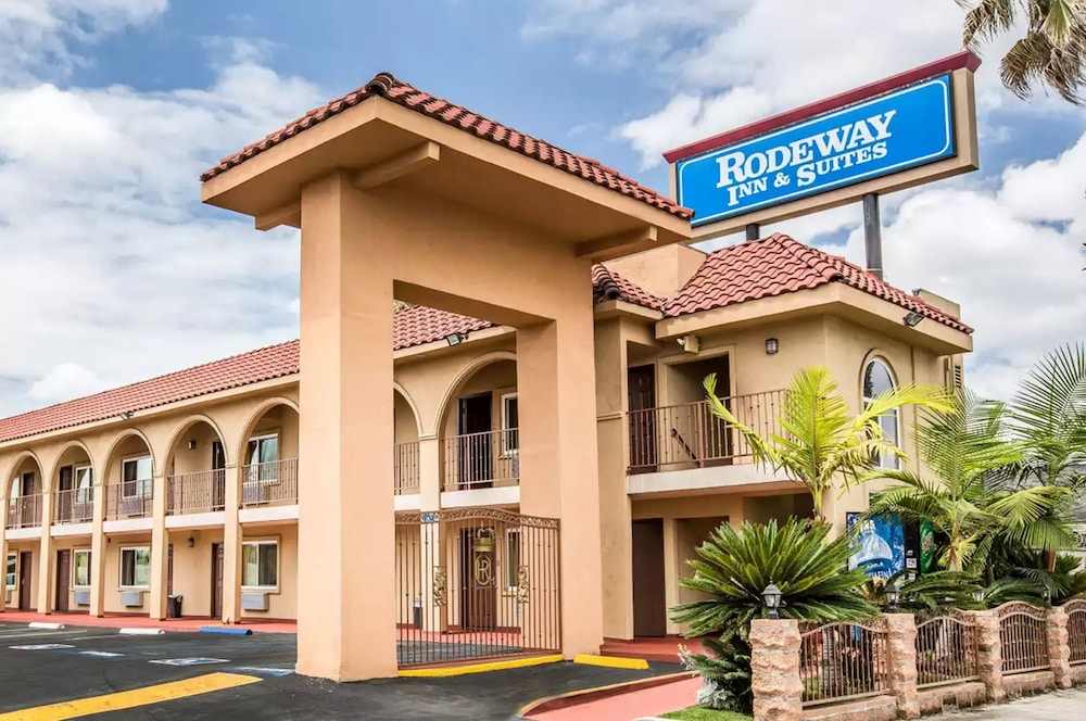 Rodeway Inn & Suites Bellflower 1/33