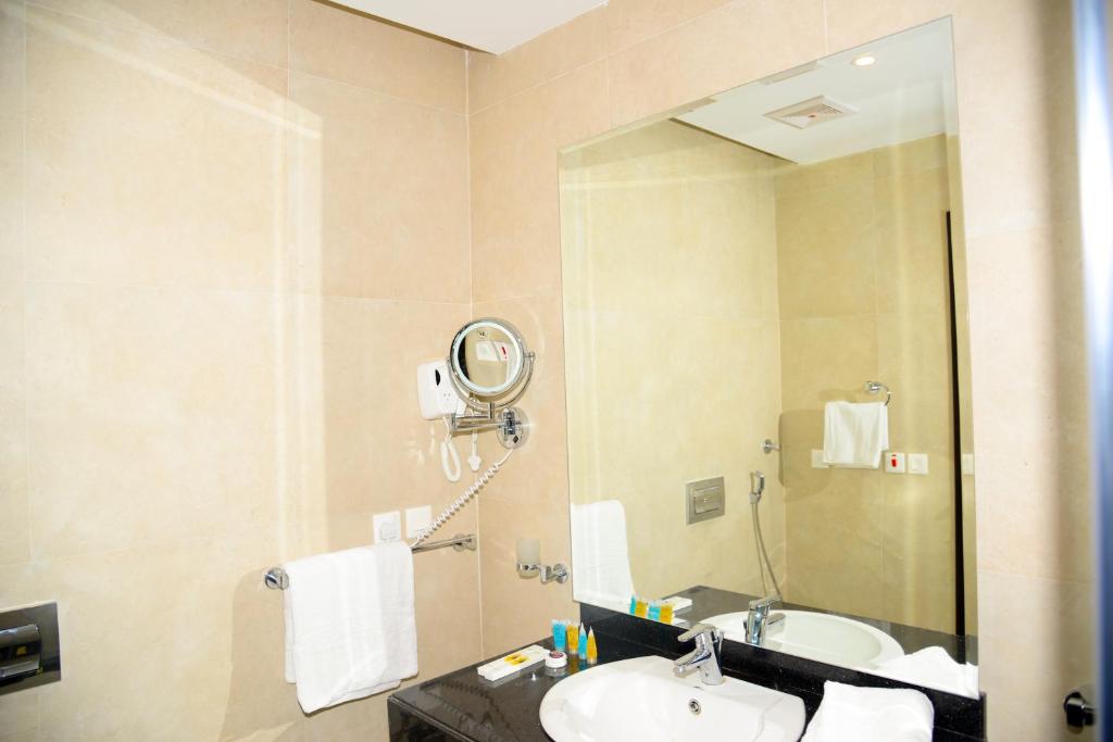 فندق مورا(Mora Hotel) 36/36
