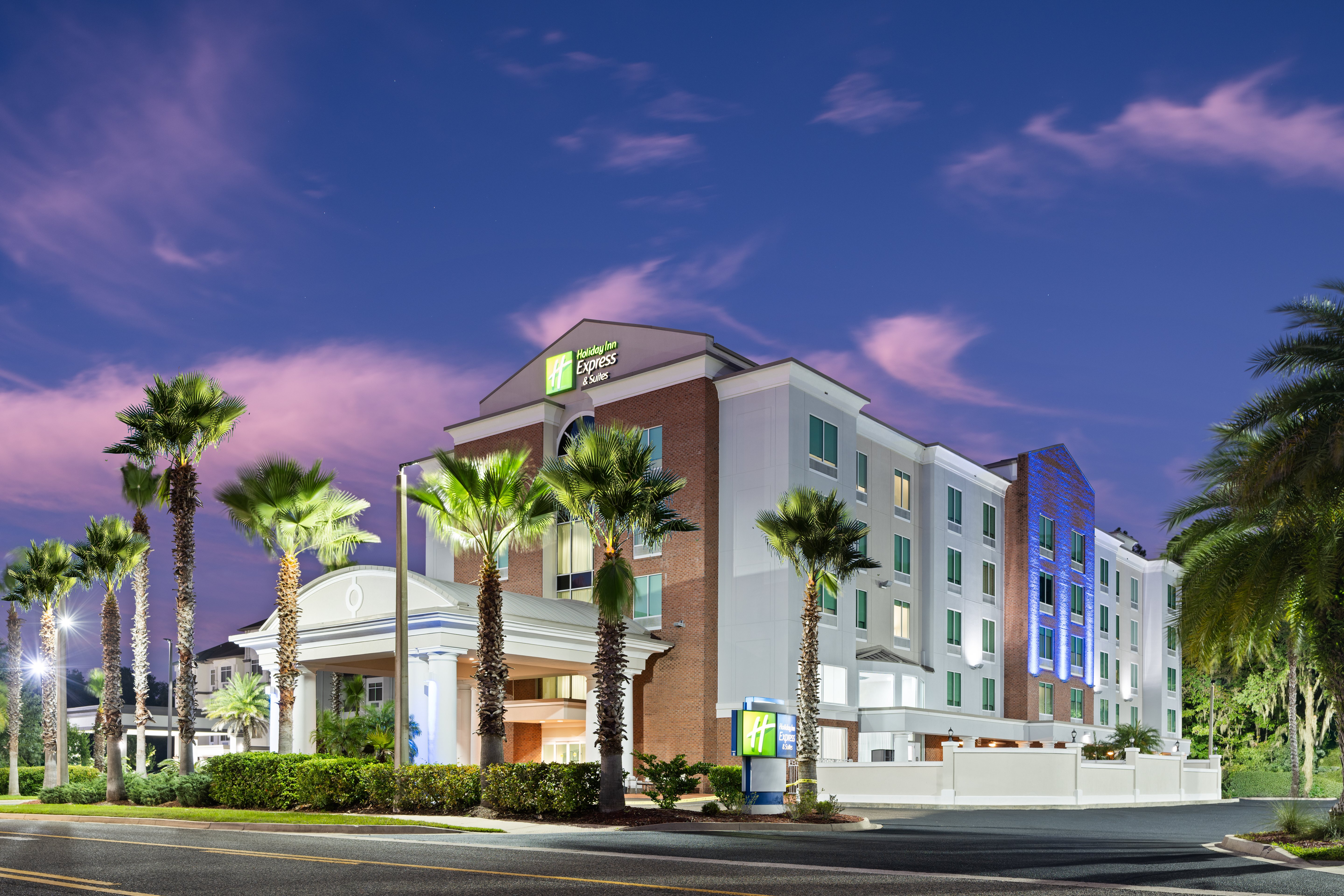 Holiday Inn Express Hotel & Suites Chaffee - Jacksonville West 1/49