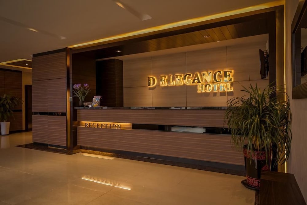 D Elegance Hotel 4/43
