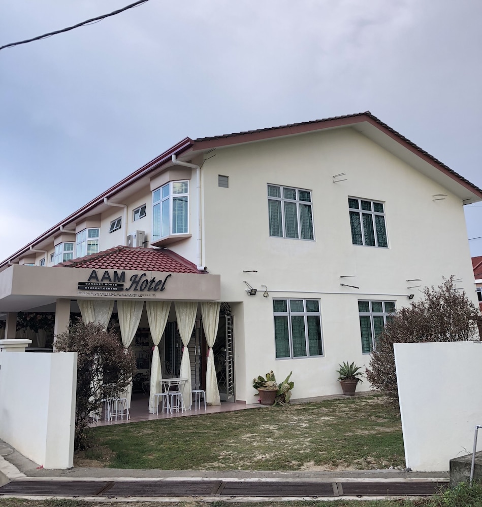 AAM Hotel 2/50