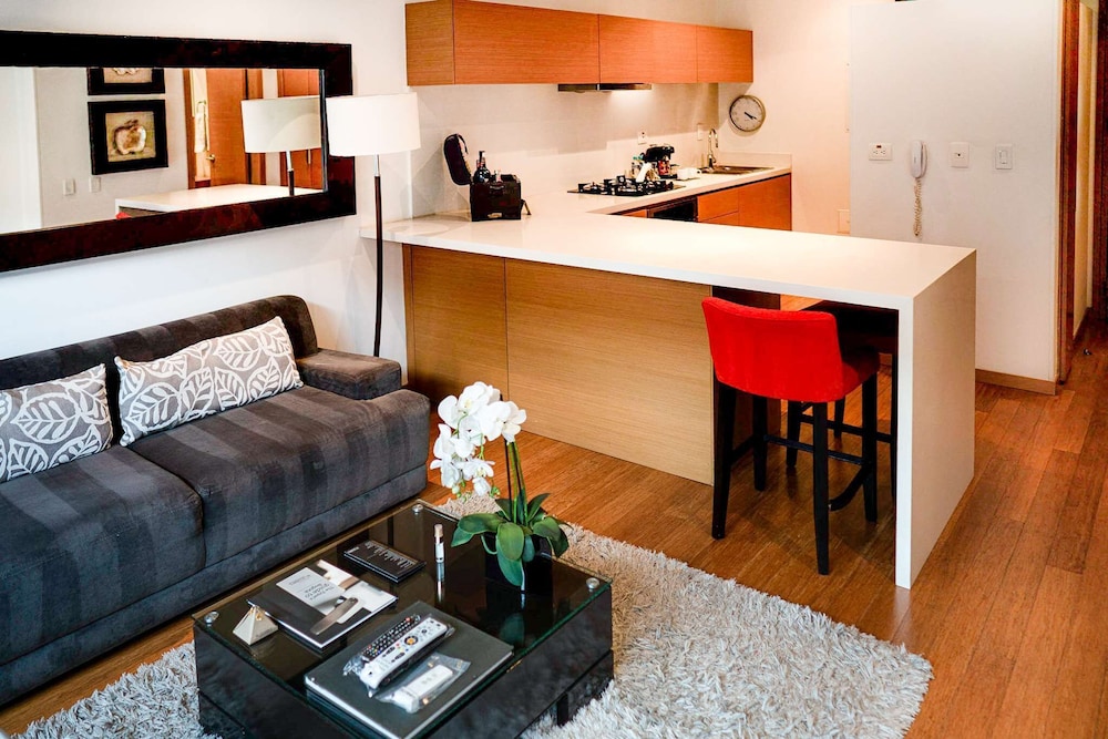1 BEDROOM, DELUXE, SUITE