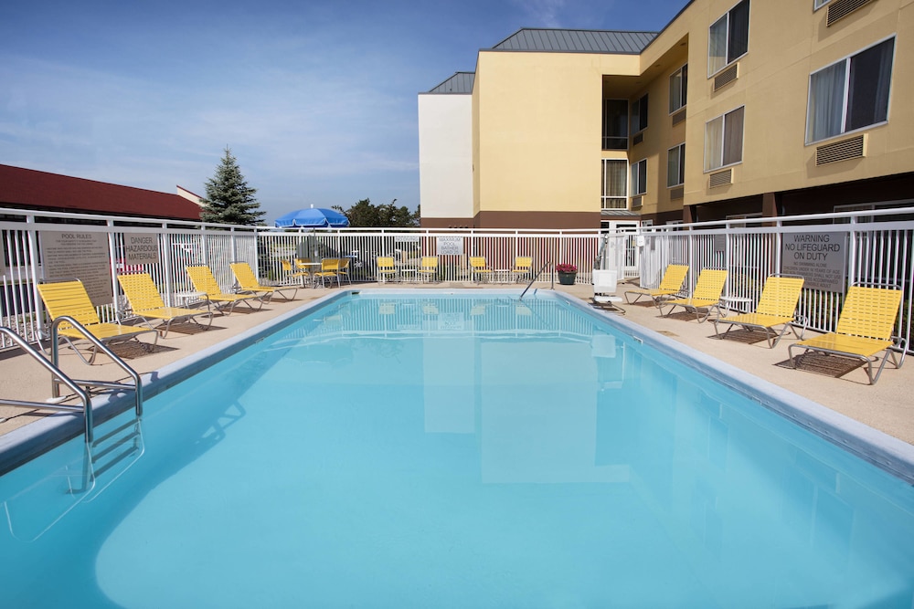 Fairfield Inn And Suites By Marriott Merrillville 1/27