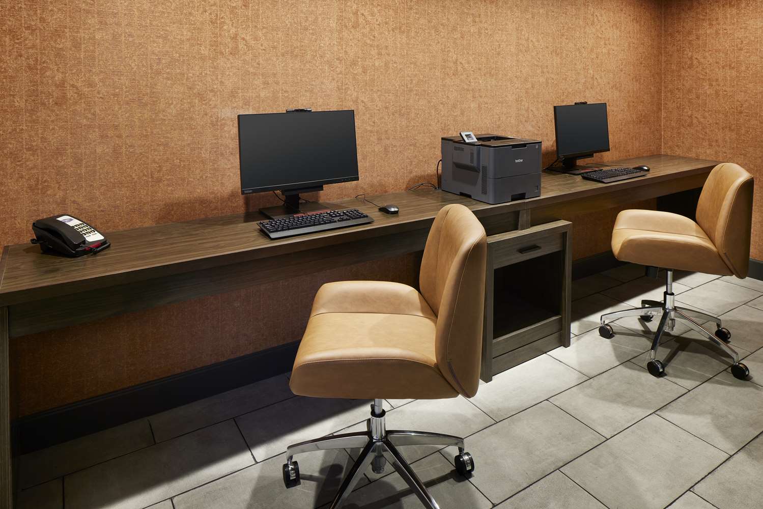 Hampton Inn Newark Airport 26/31