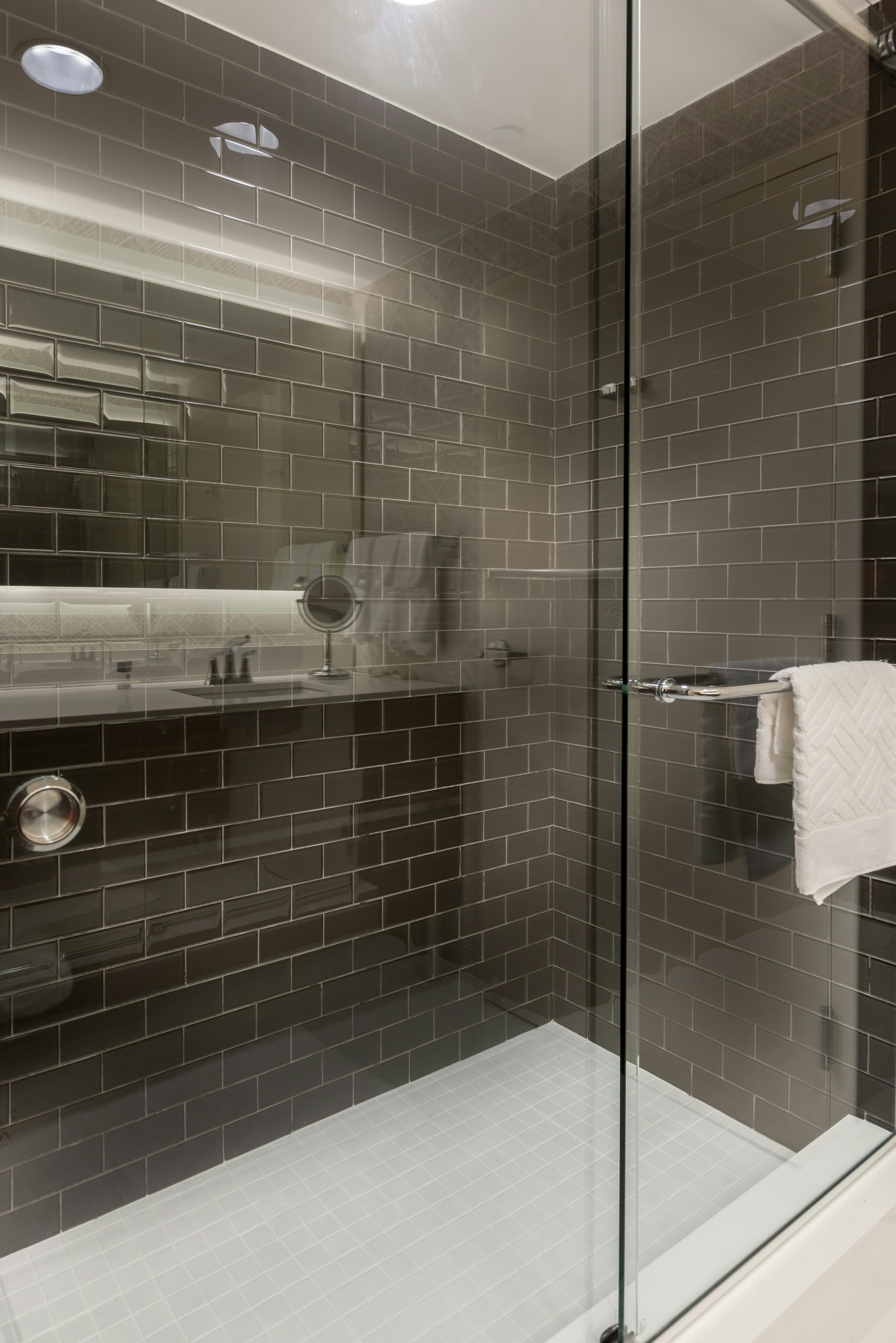 DoubleTree by Hilton Hotel & Suites Houston by the Galleria 26/26