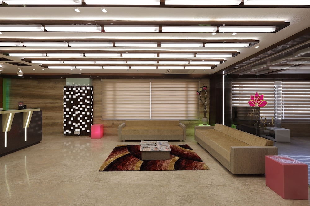 Hotel The Lotus Park 23/29