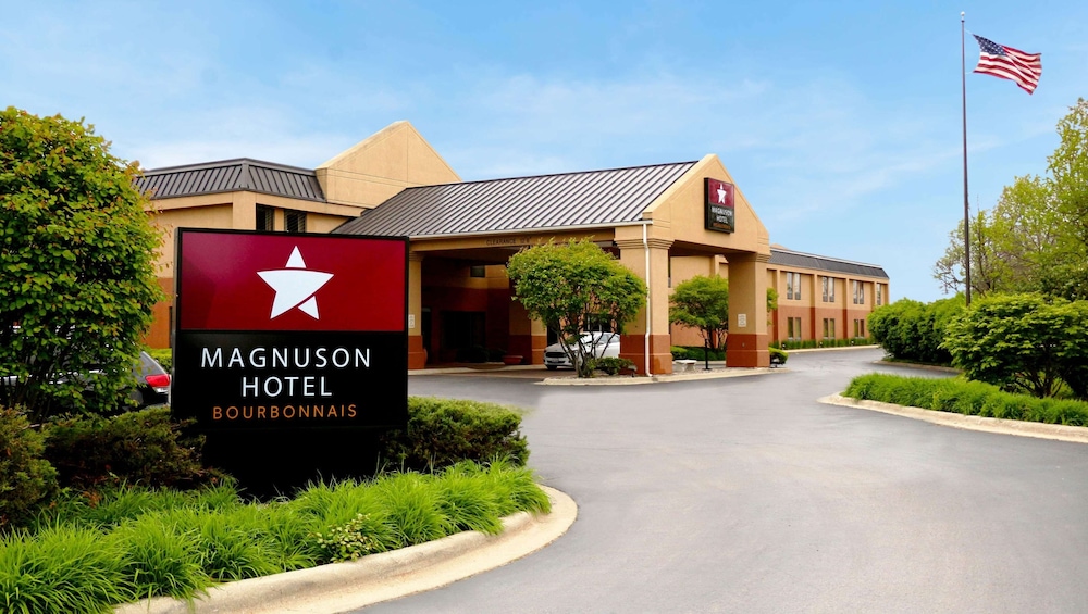 MainStay Suites Bourbonnais - Kankakee 1/47