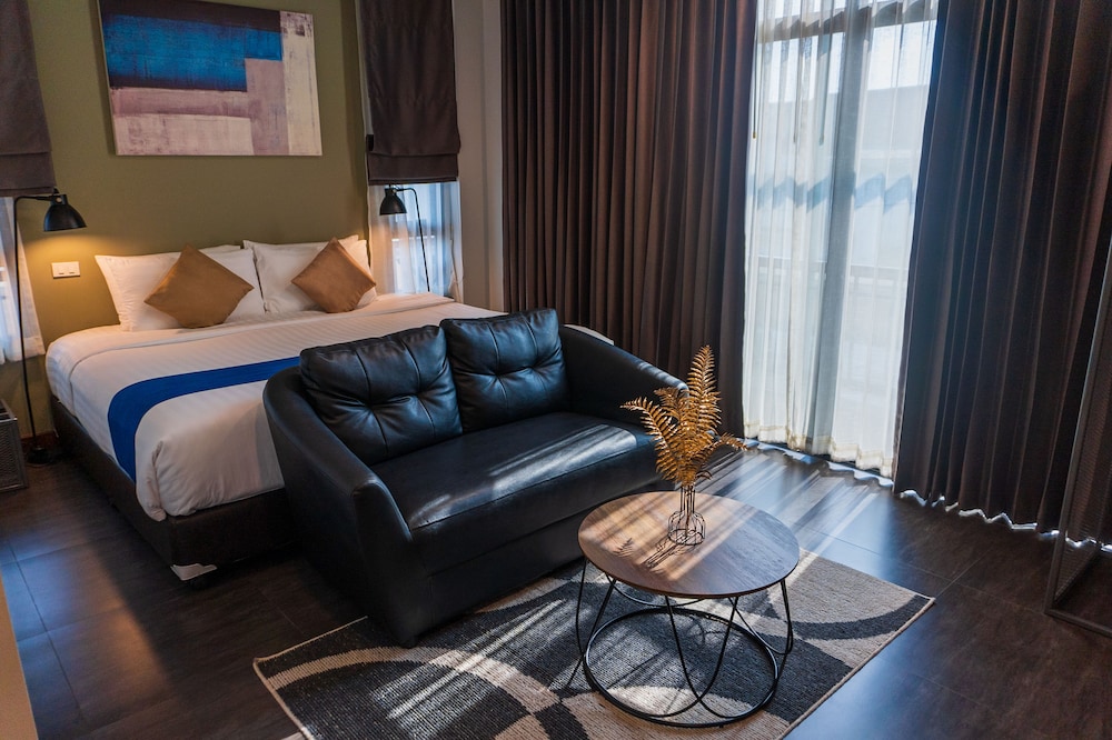 Wealth Boutique Hotel 30/71