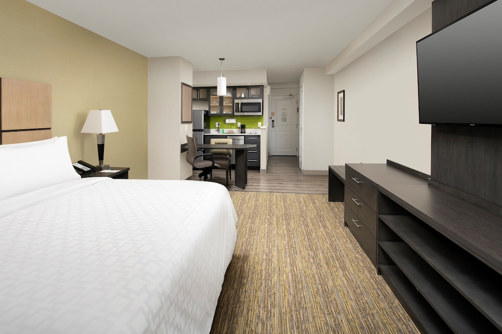 Candlewood Suites Alexandria West 13/58