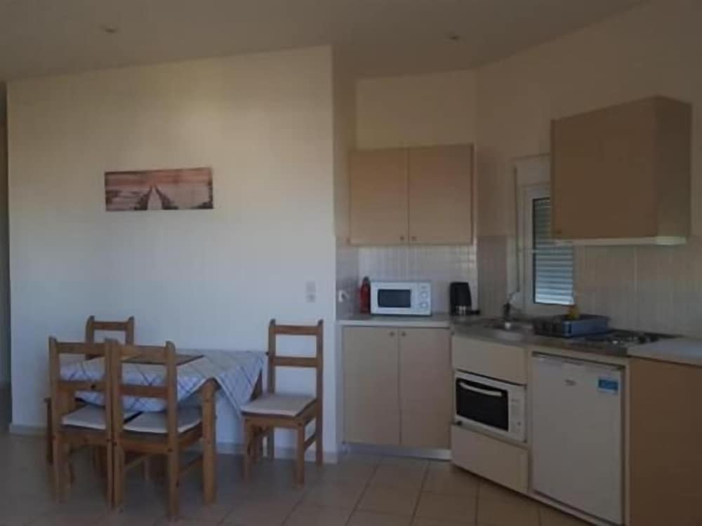 New Kydonia Suites & Studios 13/25