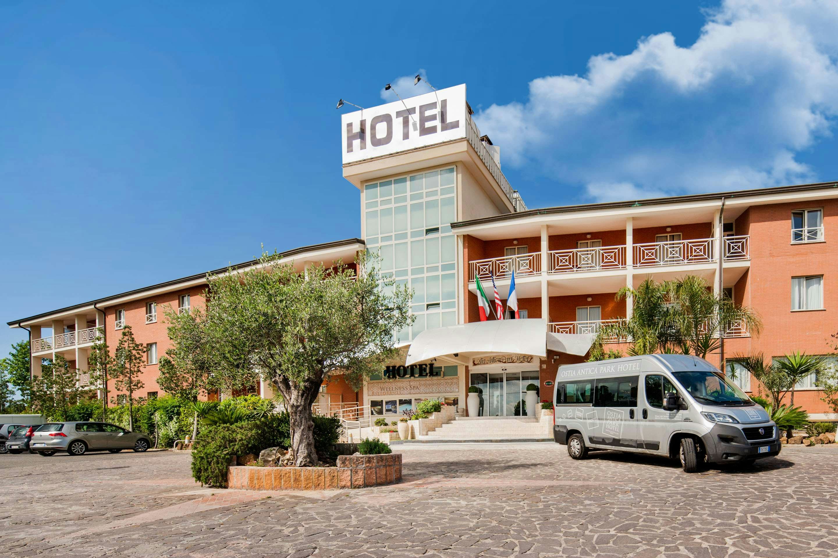 Ostia Antica Park Hotel 70/79