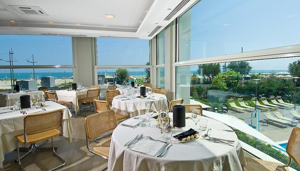 Hotel Sarti 21/32